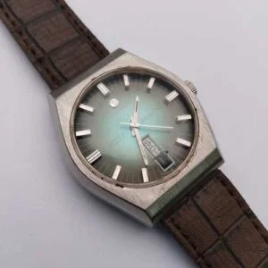 Tressa watch outlet company