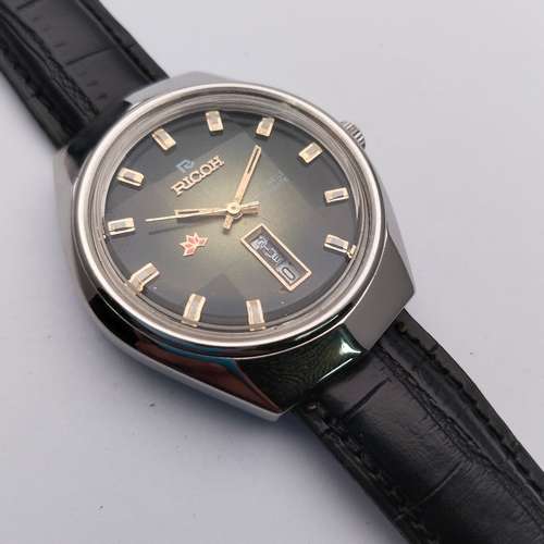 Ricoh Automatic Beautiful Wrist Watch AZ-934